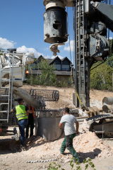 56_BrueckeNi_Bohrungen2