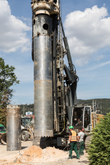 60_BrueckeNi_Bohrungen2